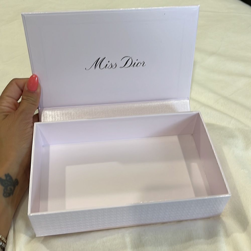 Dior box   - Picture 2 of 2
